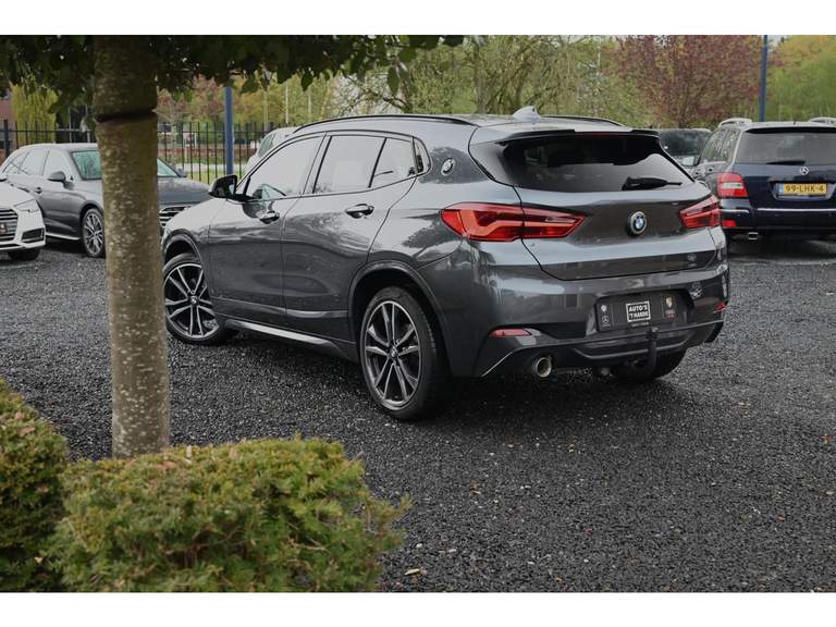 BMW BMW