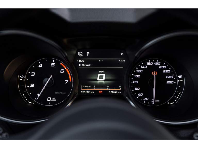 Alfa Romeo Alfa Romeo