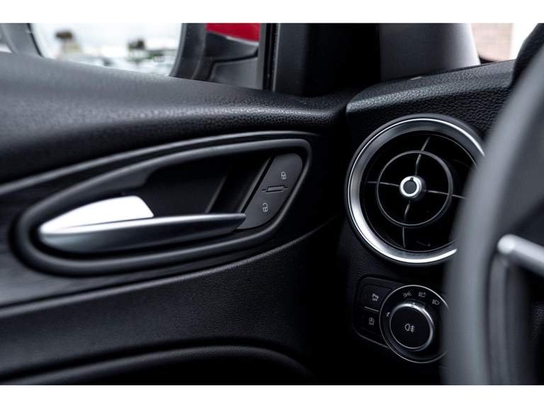 Alfa Romeo Alfa Romeo