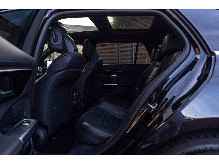 Mercedes-Benz Mercedes-Benz