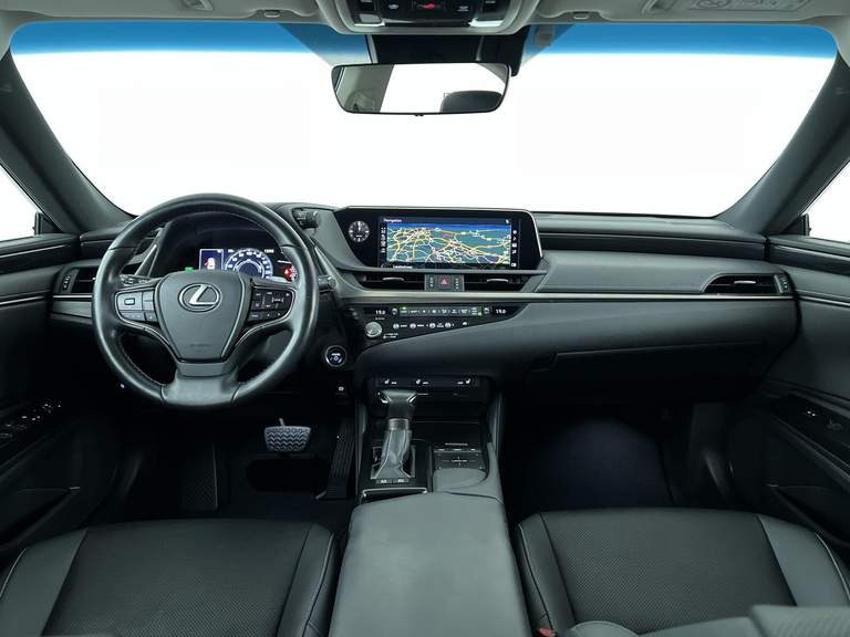 Lexus