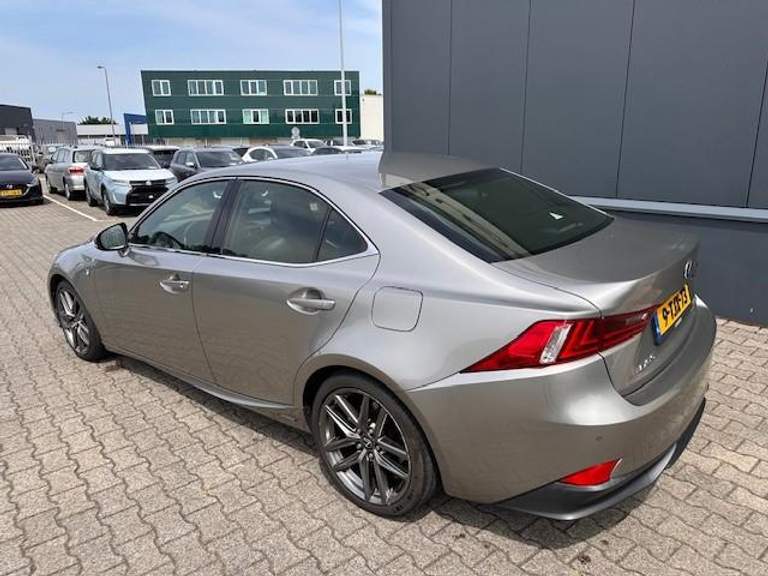 Lexus