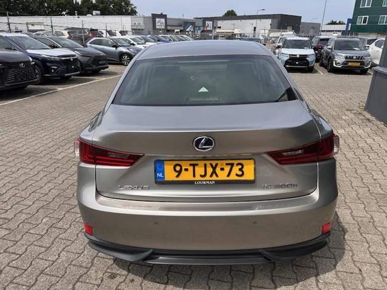 Lexus