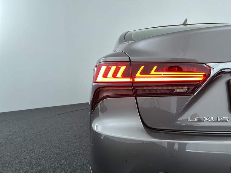 Lexus