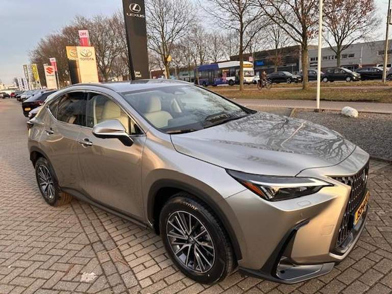 Lexus
