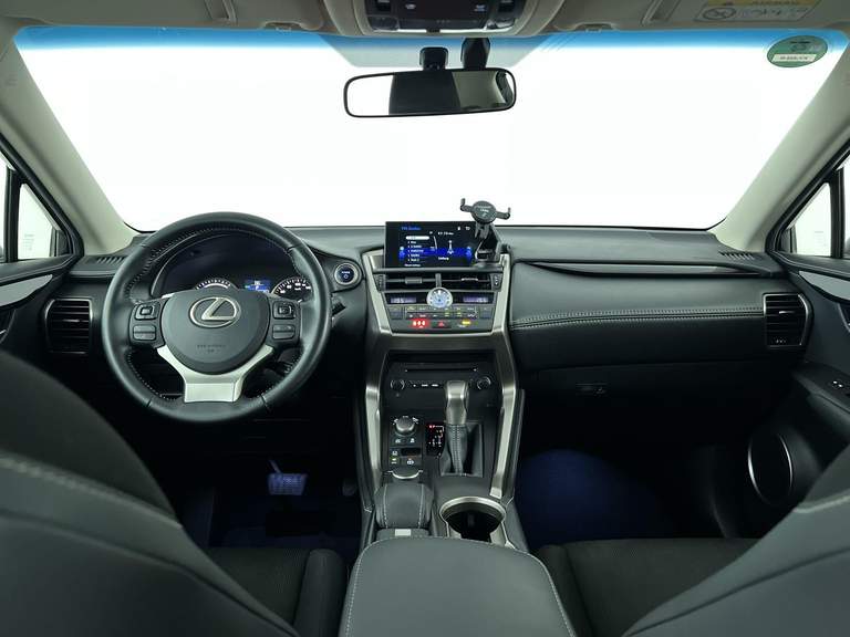 Lexus
