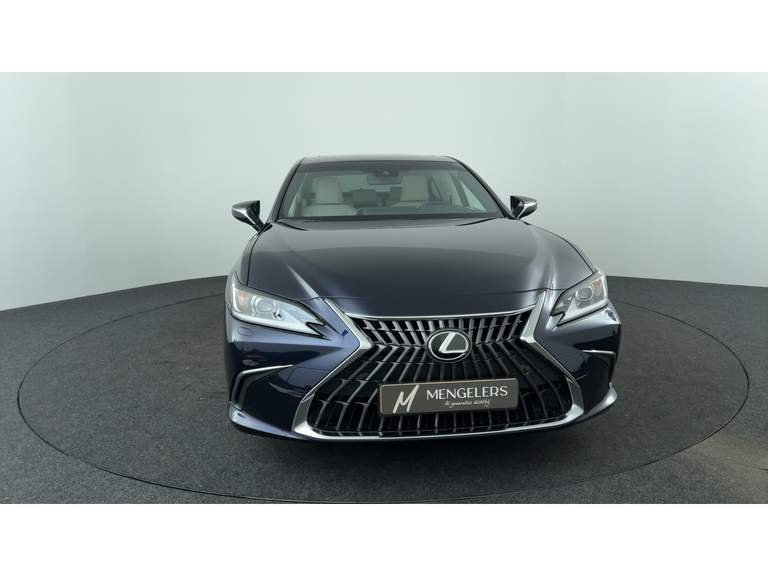 Lexus Lexus