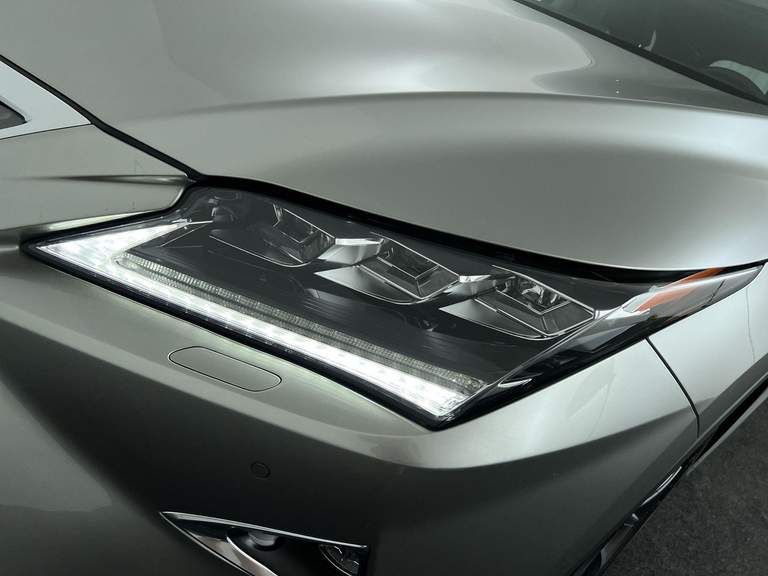 Lexus Lexus