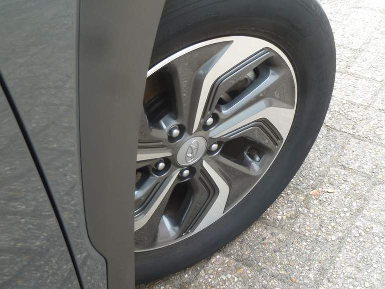 Hyundai Hyundai