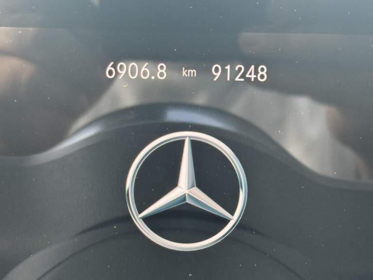 Mercedes-Benz Mercedes-Benz