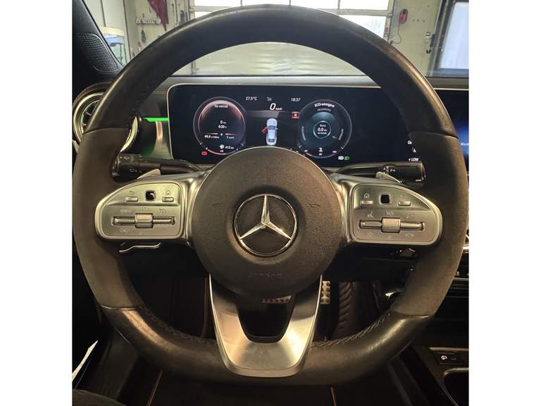 Mercedes-Benz Mercedes-Benz
