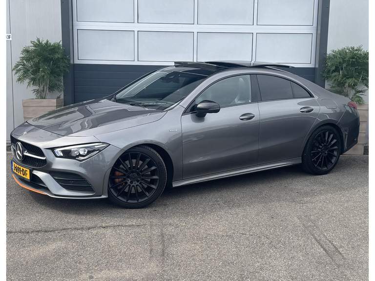 Mercedes-Benz Mercedes-Benz