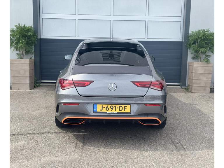 Mercedes-Benz Mercedes-Benz
