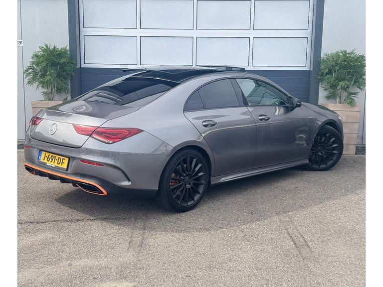 Mercedes-Benz Mercedes-Benz
