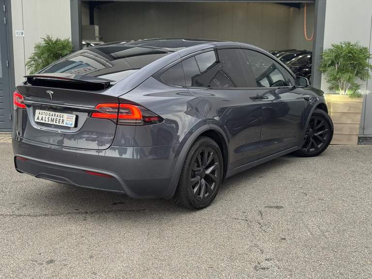 Tesla Tesla