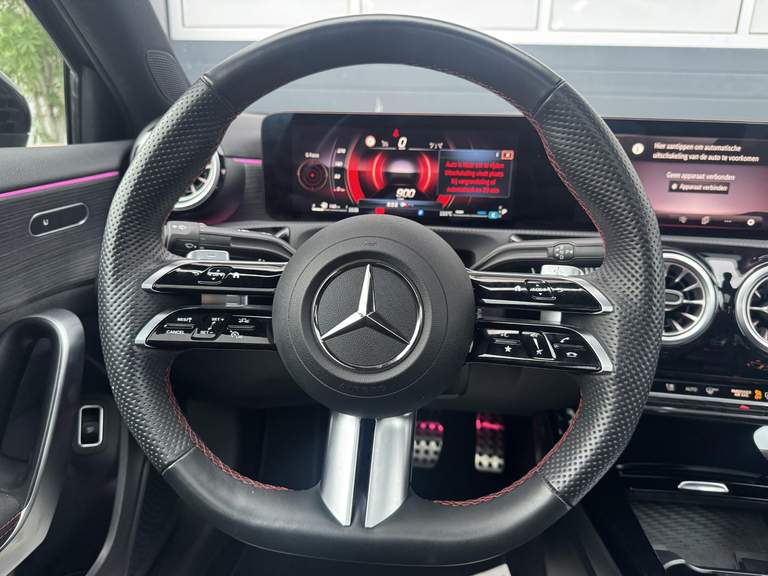 Mercedes-Benz Mercedes-Benz