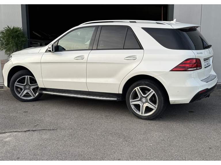 Mercedes-Benz Mercedes-Benz