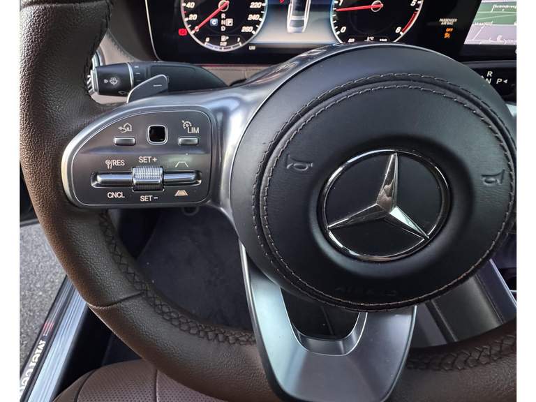 Mercedes-Benz Mercedes-Benz