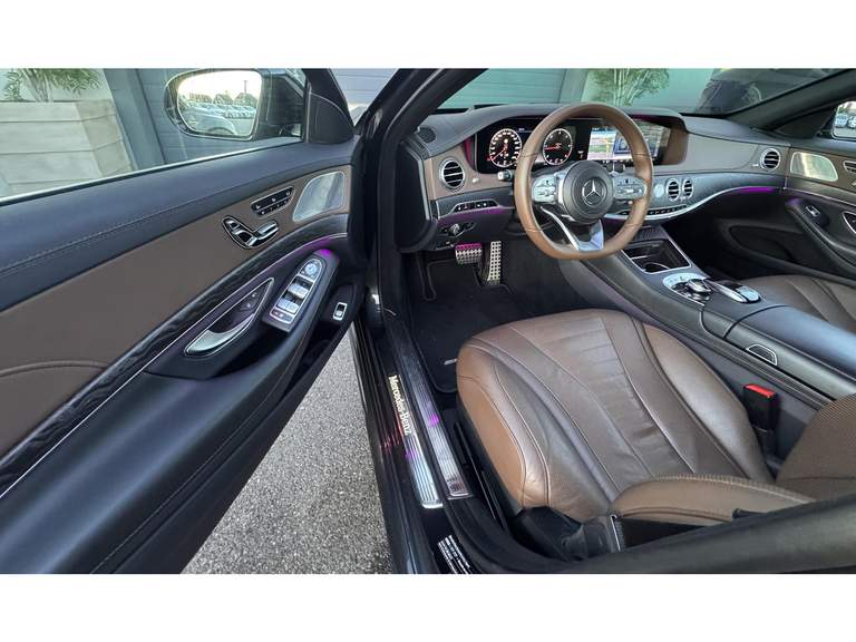 Mercedes-Benz Mercedes-Benz