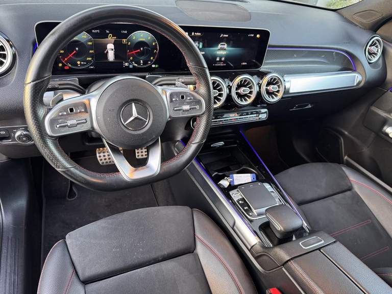 Mercedes-Benz Mercedes-Benz