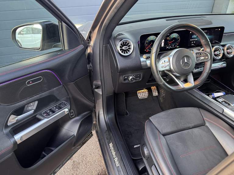 Mercedes-Benz Mercedes-Benz