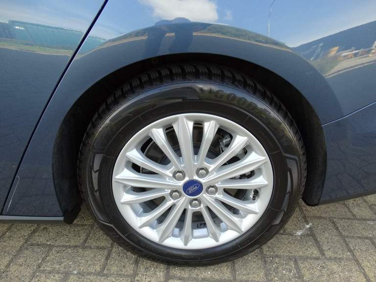 Ford Ford