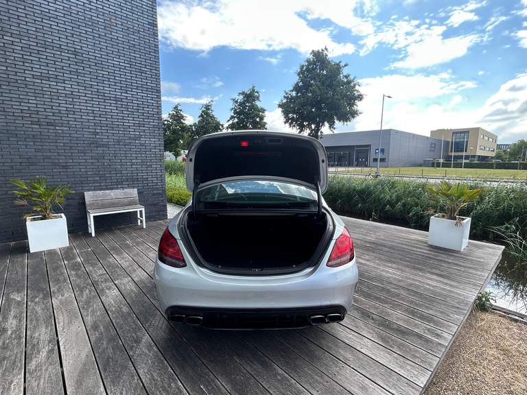 Mercedes-Benz Mercedes-Benz