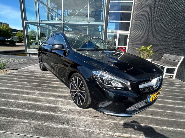 Mercedes-Benz Mercedes-Benz