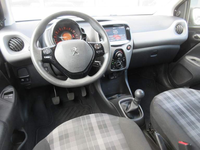 Peugeot