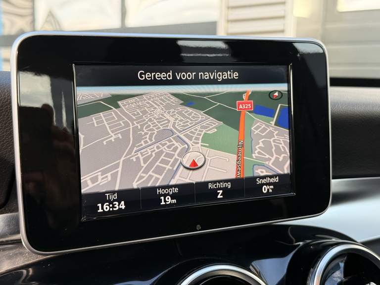 Mercedes-Benz Mercedes-Benz