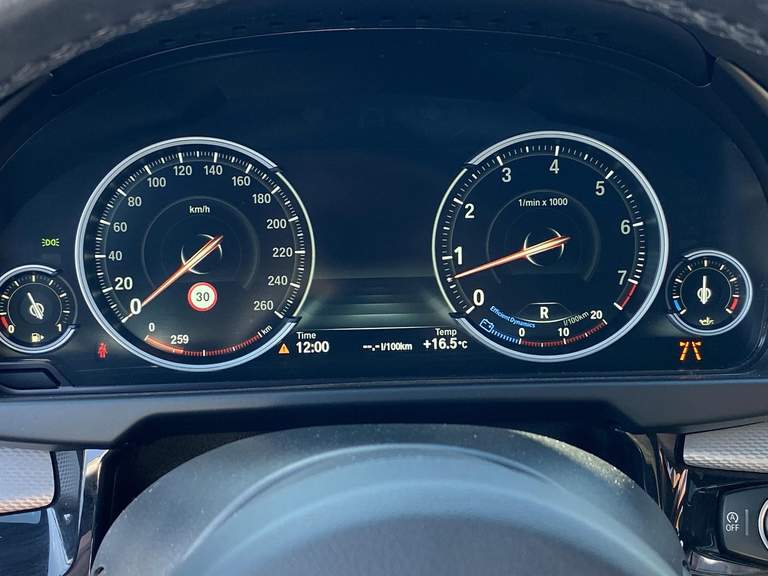 BMW BMW