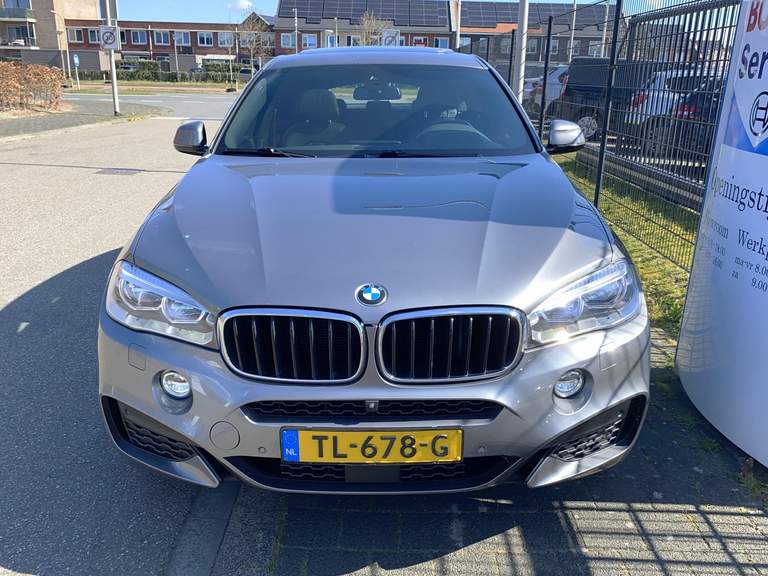BMW BMW