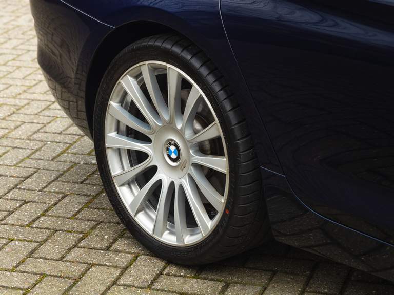 BMW BMW