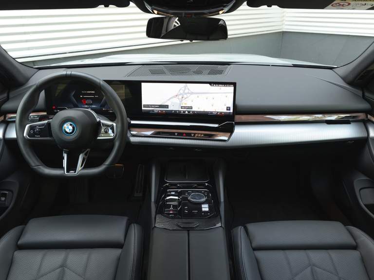 BMW BMW