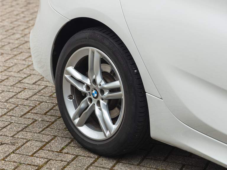BMW BMW