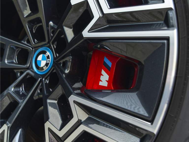 BMW BMW