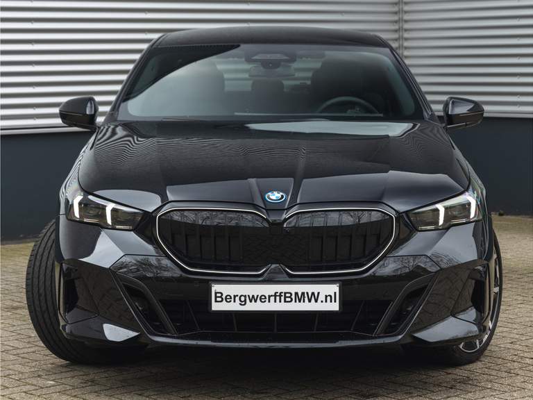 BMW BMW