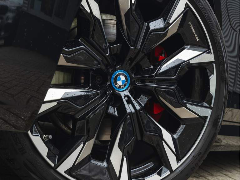 BMW BMW