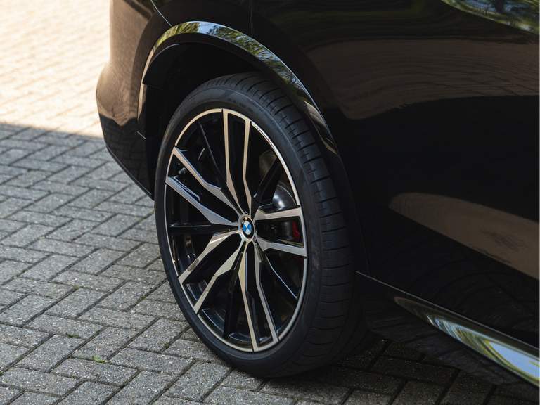 BMW BMW