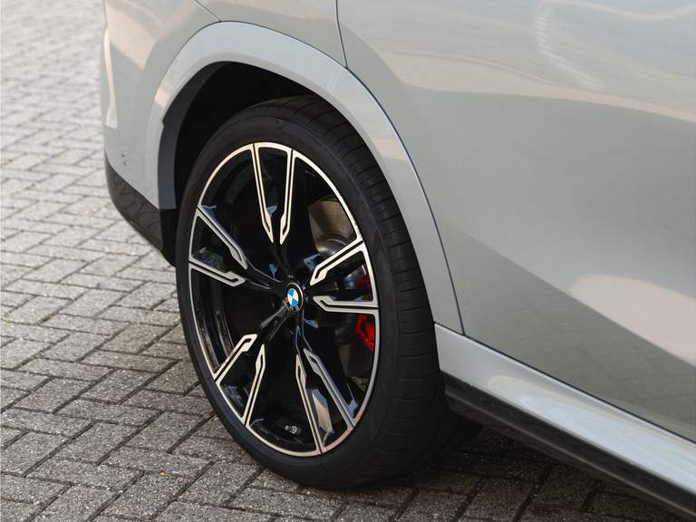 BMW BMW