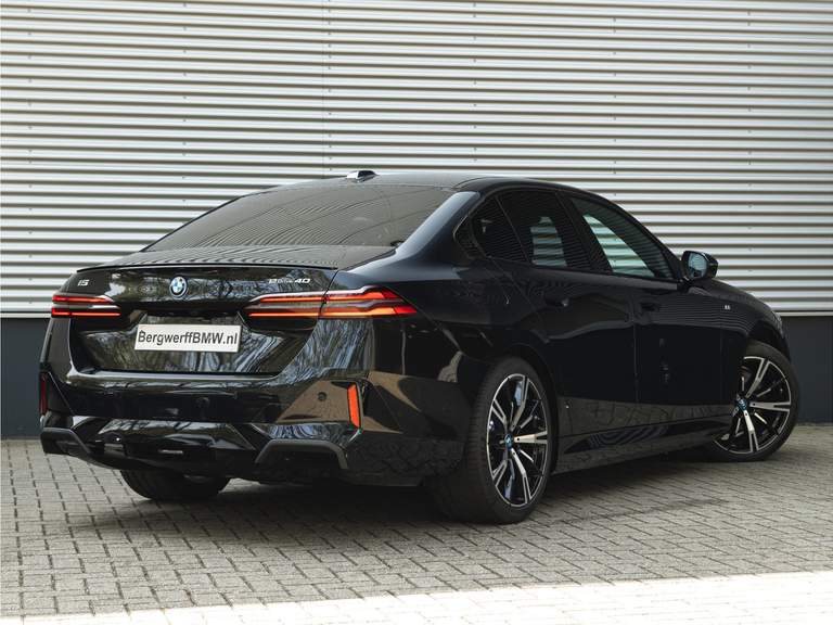 BMW BMW