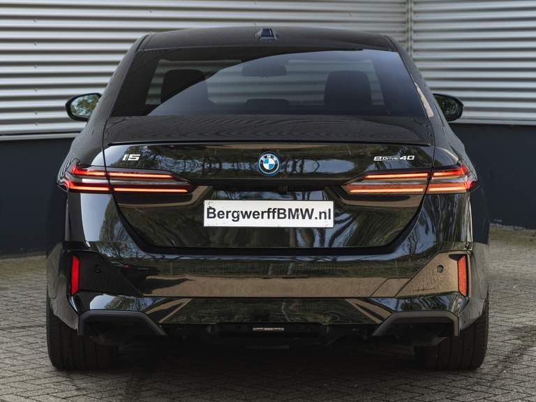 BMW BMW
