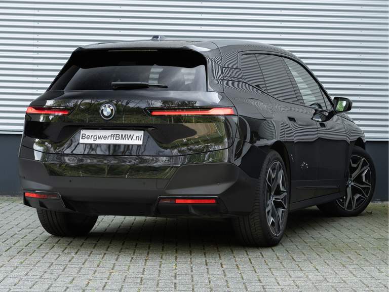 BMW BMW