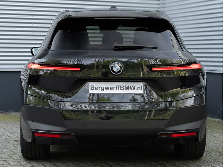 BMW BMW