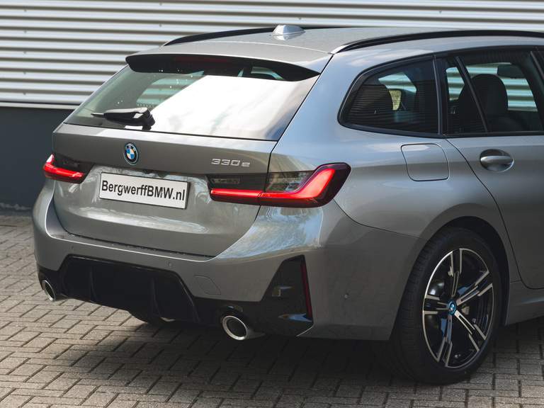 BMW BMW