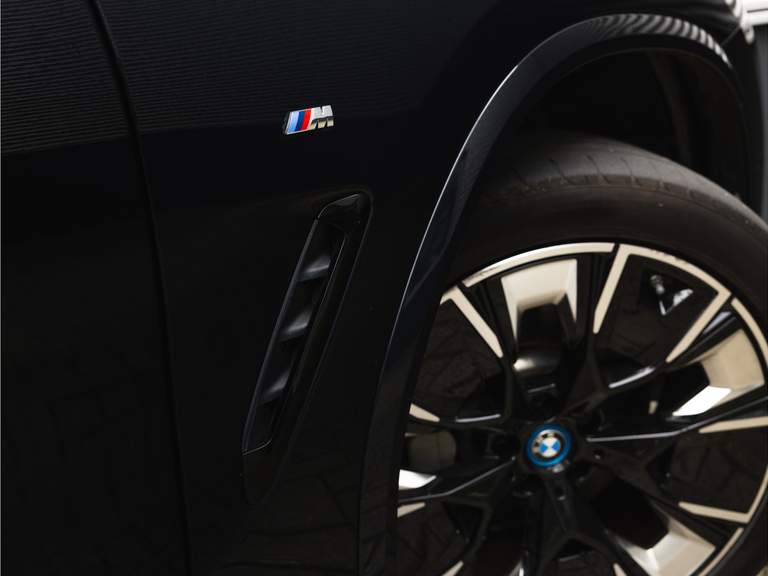 BMW BMW