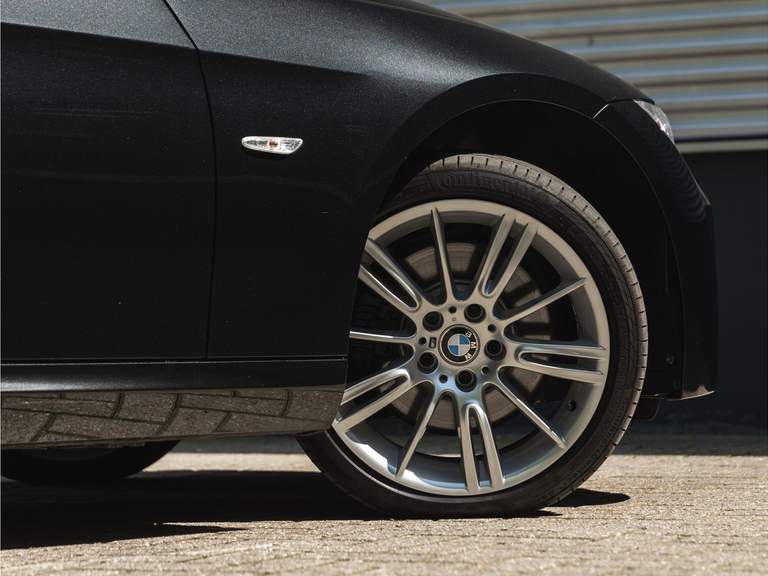 BMW BMW