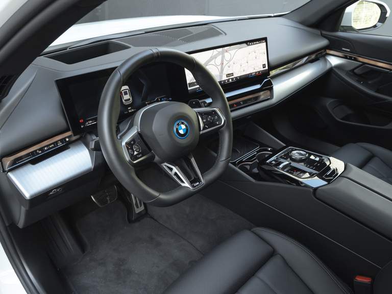 BMW BMW