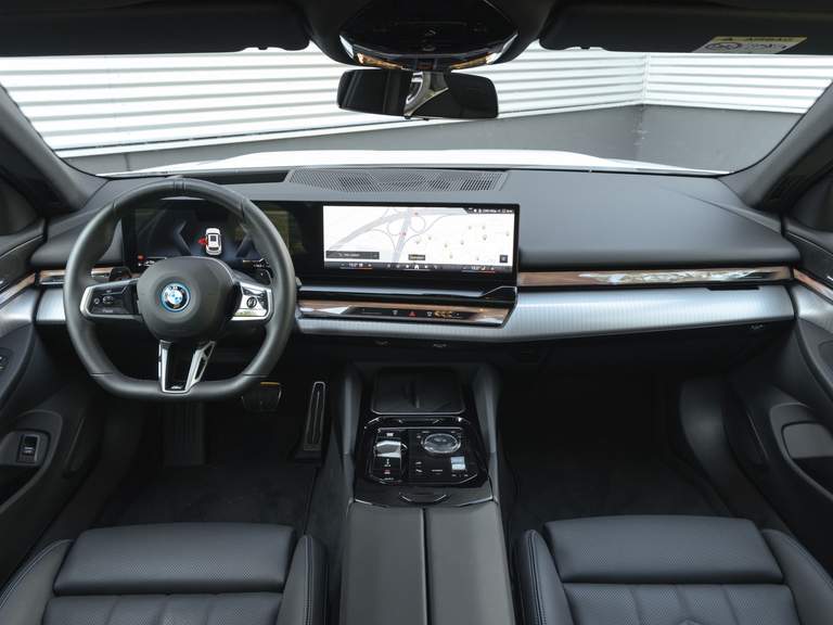 BMW BMW
