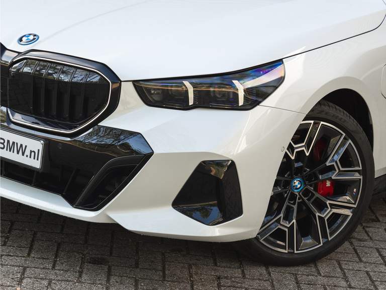 BMW BMW